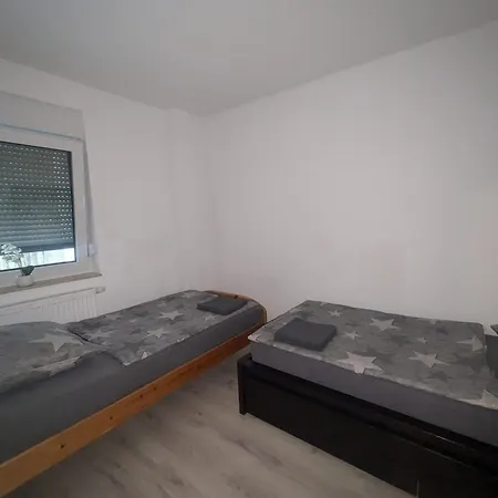 Διαμέρισμα Hanau Frankfurt No1 *