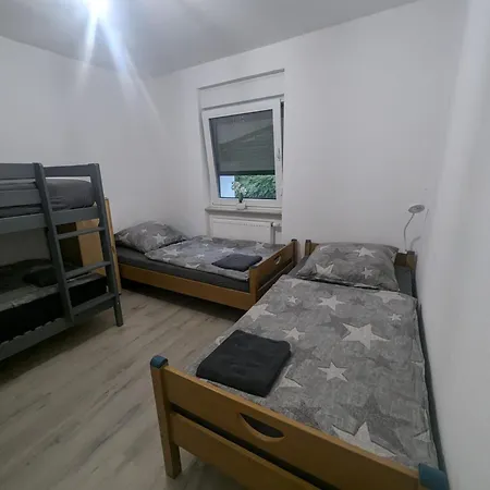 Διαμέρισμα Hanau Frankfurt No1 *